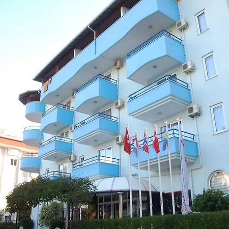 Risus Hotel 2*