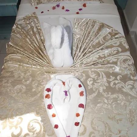 Risus Hotel